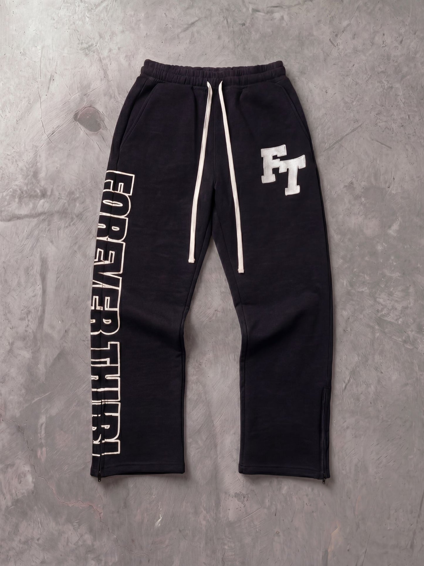 24/7 THURL Flare-Zip Pants - BLACK
