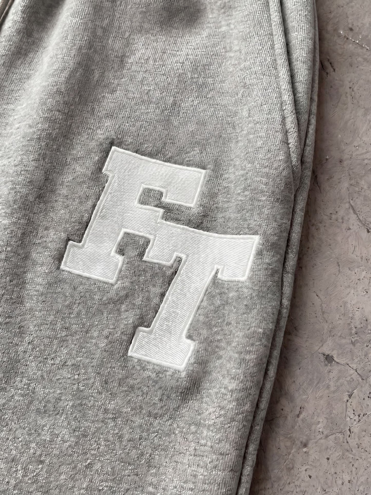 24/7 THURL Flare-Zip Pants - GREY