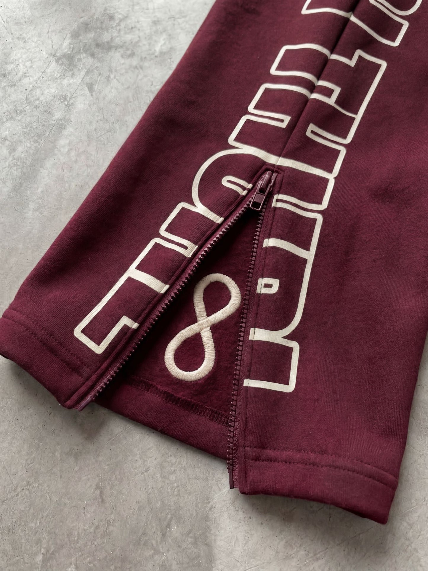 24/7 THURL Flare-Zip Pants - WINE RED