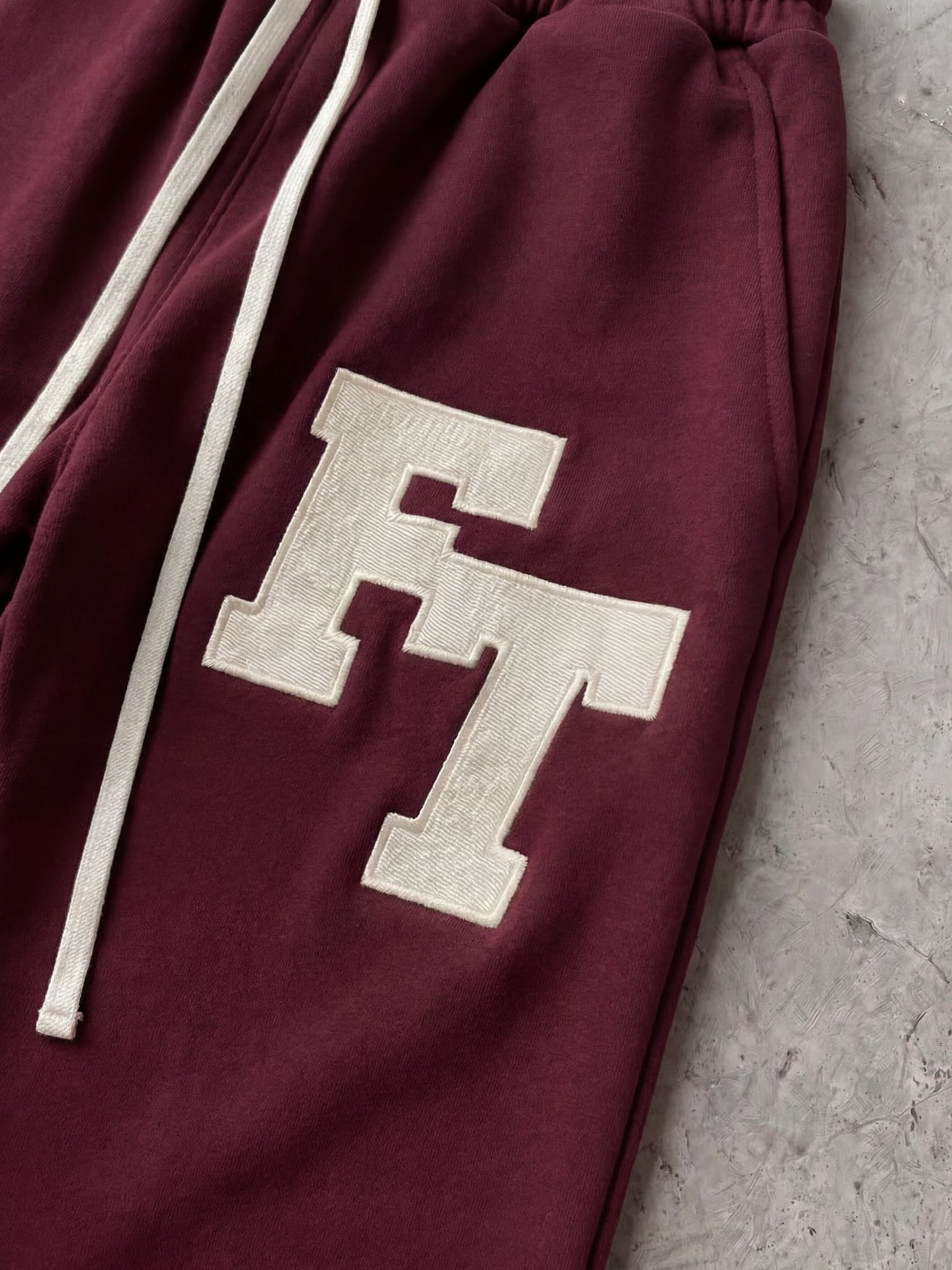 24/7 THURL Flare-Zip Pants - WINE RED